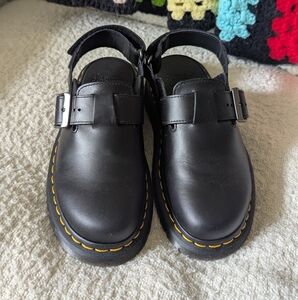 NWOT Dr. Marten Jorge II Brando Leather Slingback Size 6 Mule Sandal